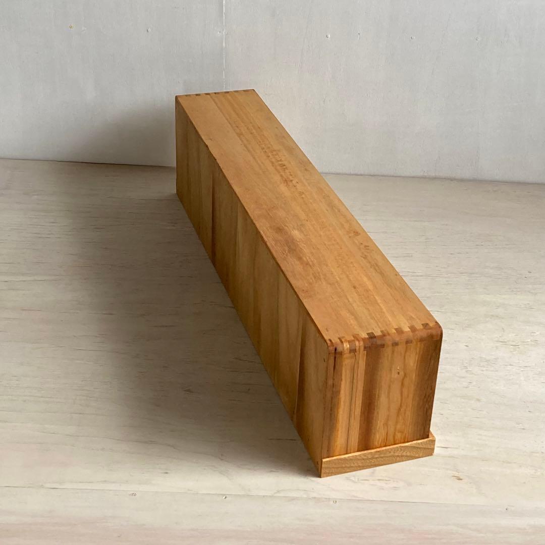 古い木製 横長 オープンラック 展示ケース あられ組み