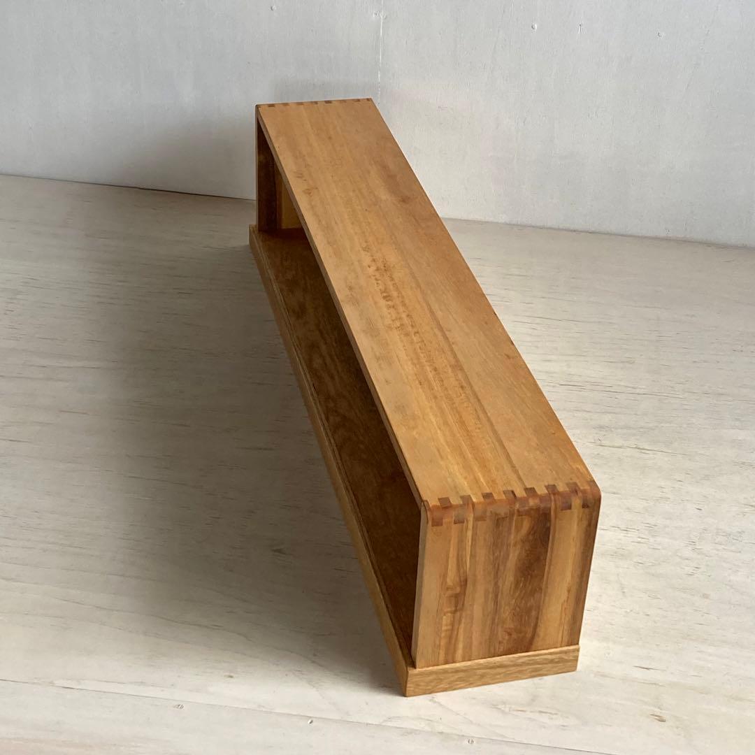 古い木製 横長 オープンラック 展示ケース あられ組み