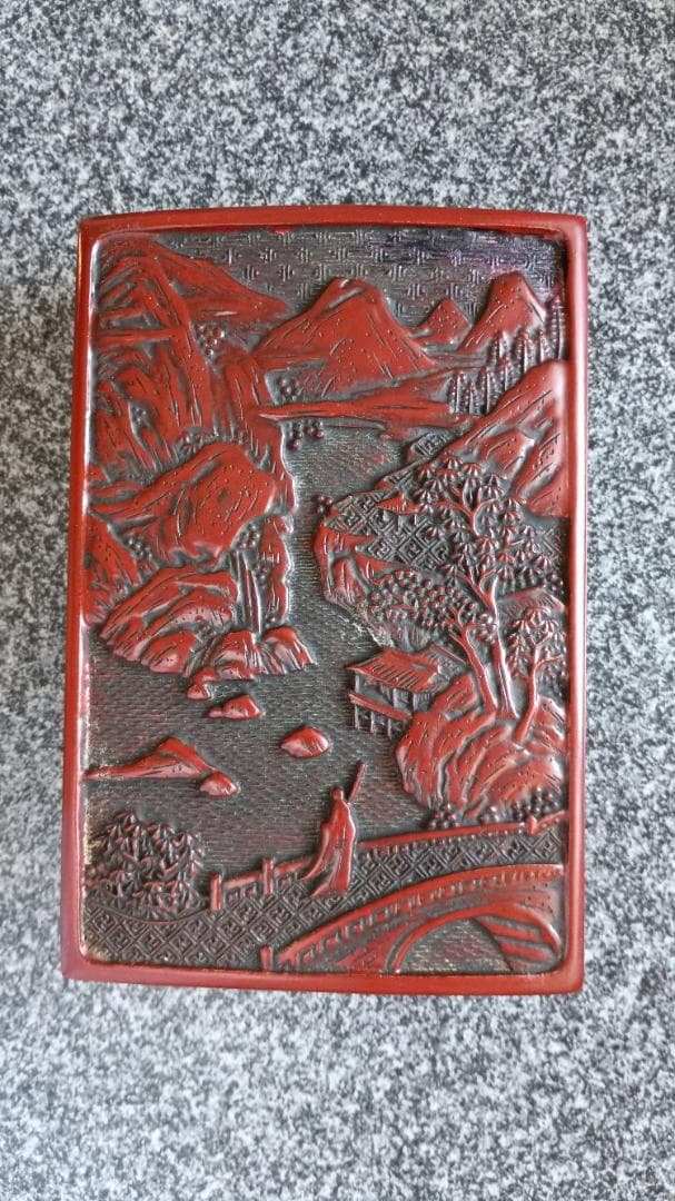 逸品・仙台永楽堆朱文箱 大正～昭和初期／家族を繋ぐ美術工芸品の