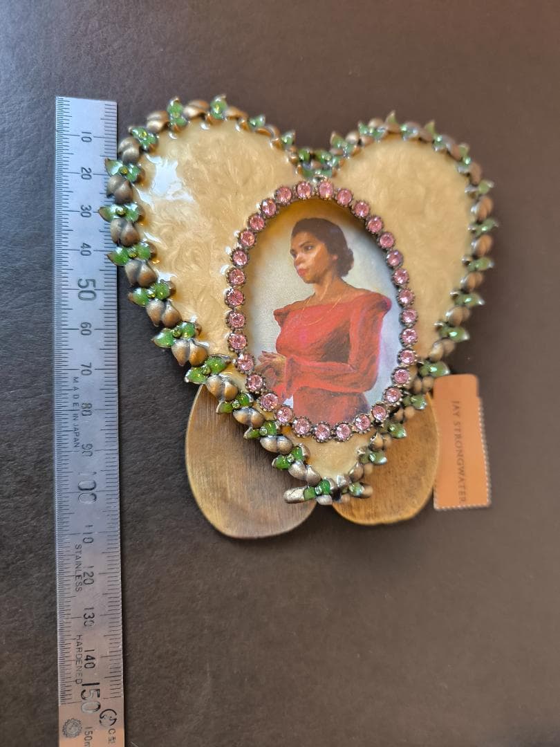 ジェイストロングウォーター フォトフレーム　アンティーク風 ハート