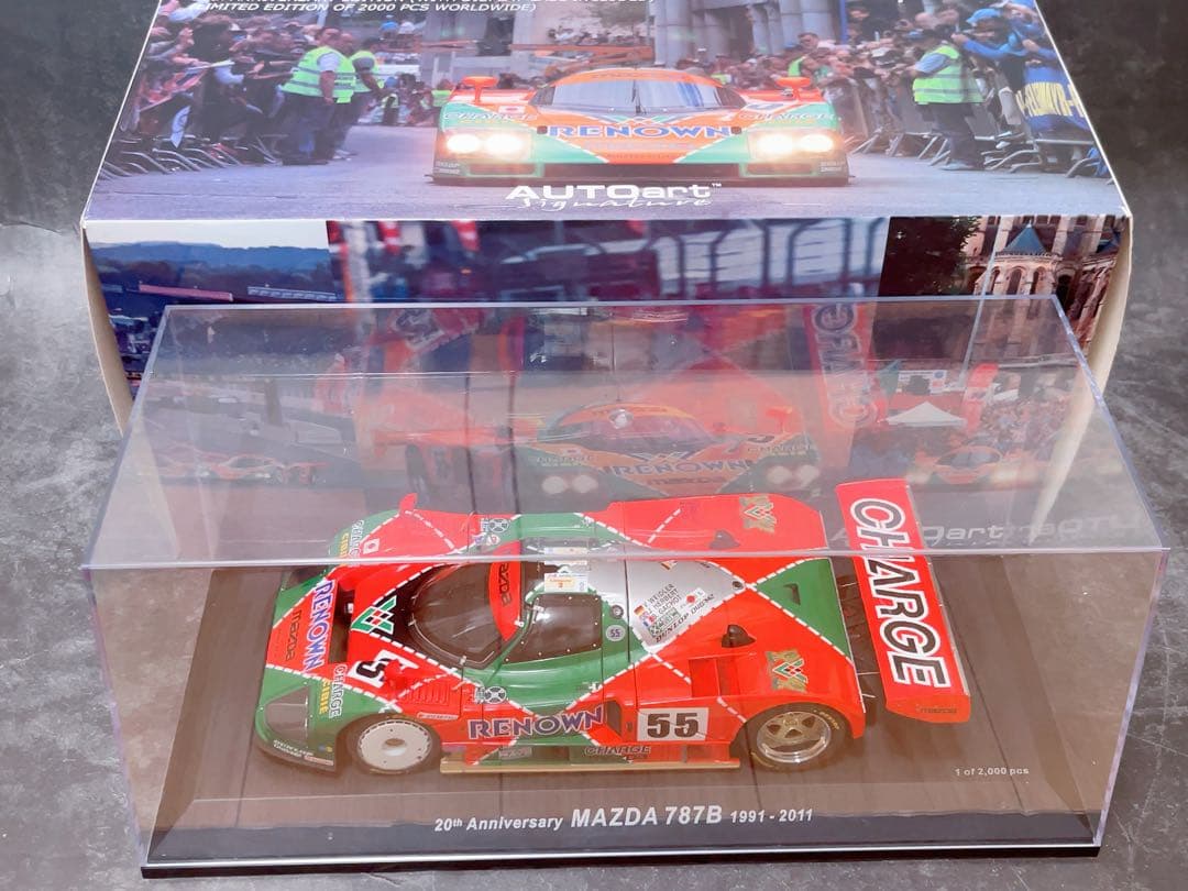 世界限定2000台　オートアート　1/18 マツダ 787B ル・マン優勝
