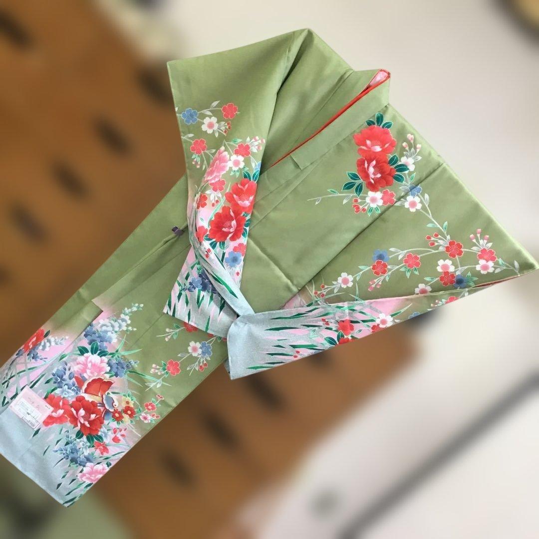 【新品未使用】七五三用 花柄 緑色 着物　7歳　ポリエステル　抹茶色　グリーン