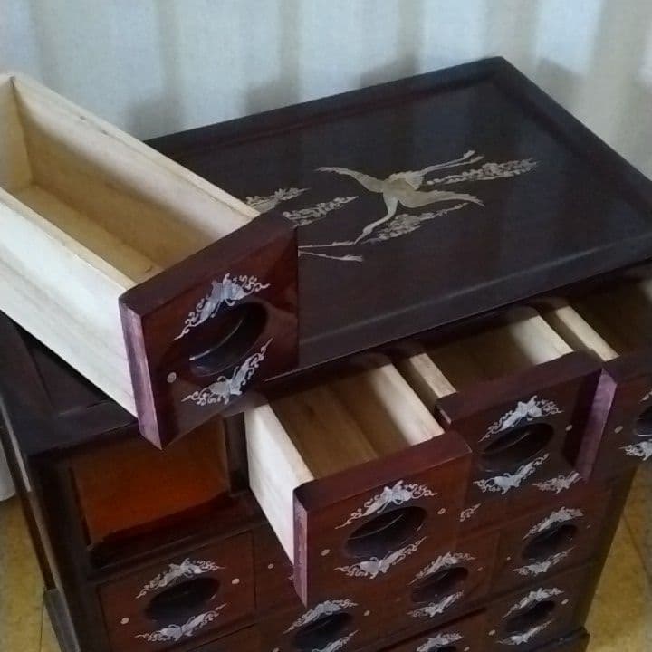 小物入れ　オブジェ　家具　アンティークオブジェ　薬箱