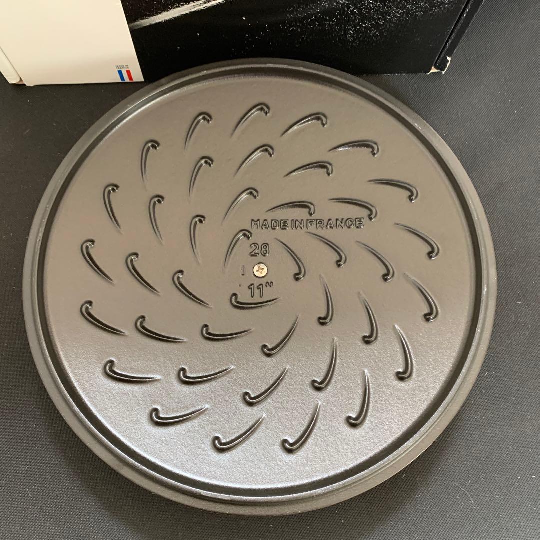 ストウブstaub ブレイザー ソテーパン 28cm