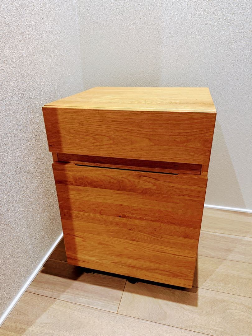 木製引き出し付きテーブル