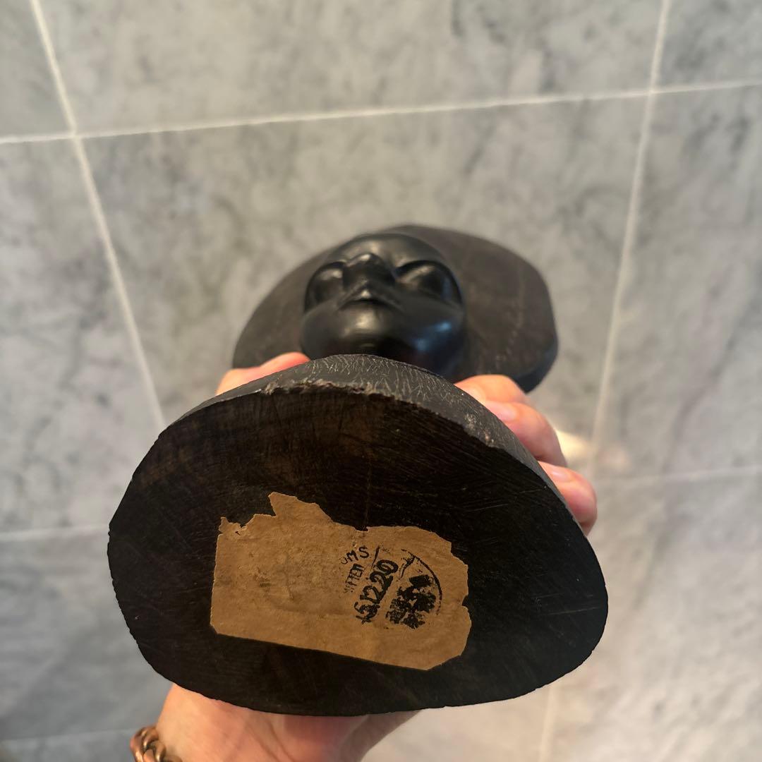 東アフリカアンティーク　美しい瞳と圧倒的な存在感の木彫りオブジェ