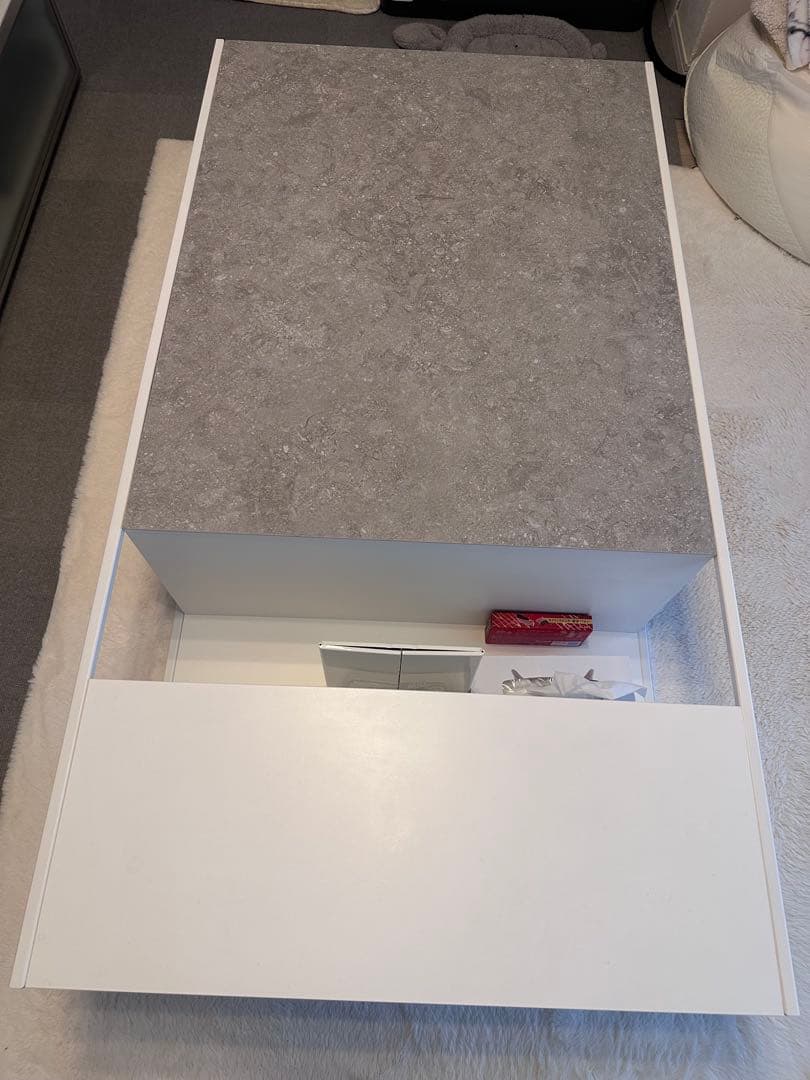 ボーコンセプト　ホワイト コーヒーテーブル グレー天板　掲載終了いたします