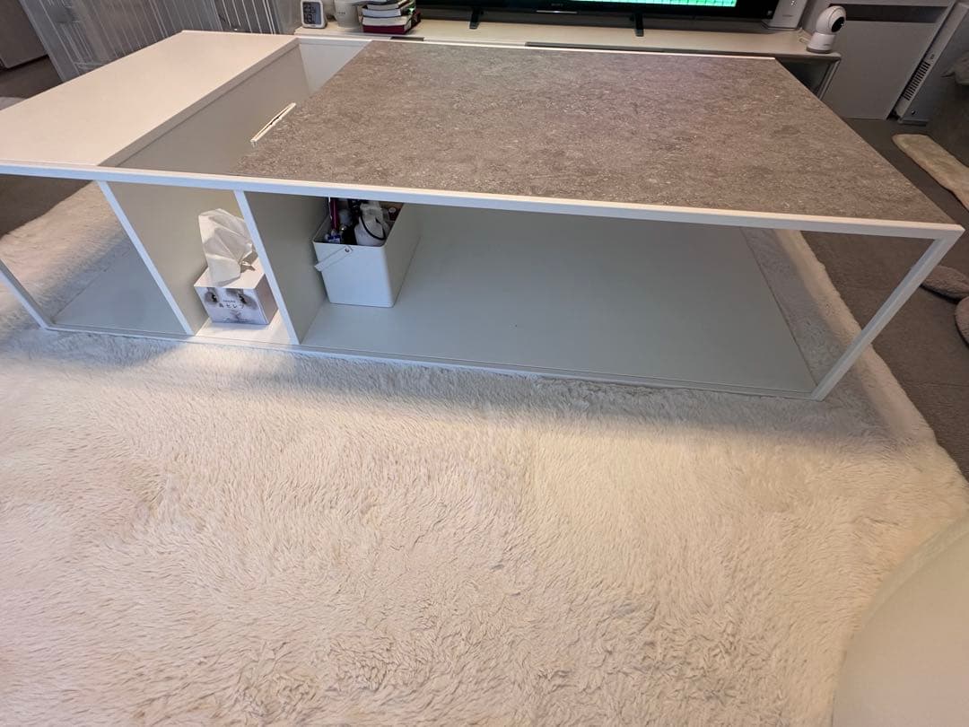 ボーコンセプト　ホワイト コーヒーテーブル グレー天板　掲載終了いたします