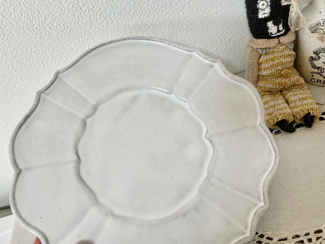 JUDYASTIER de VILLATTE プレート3、1セット