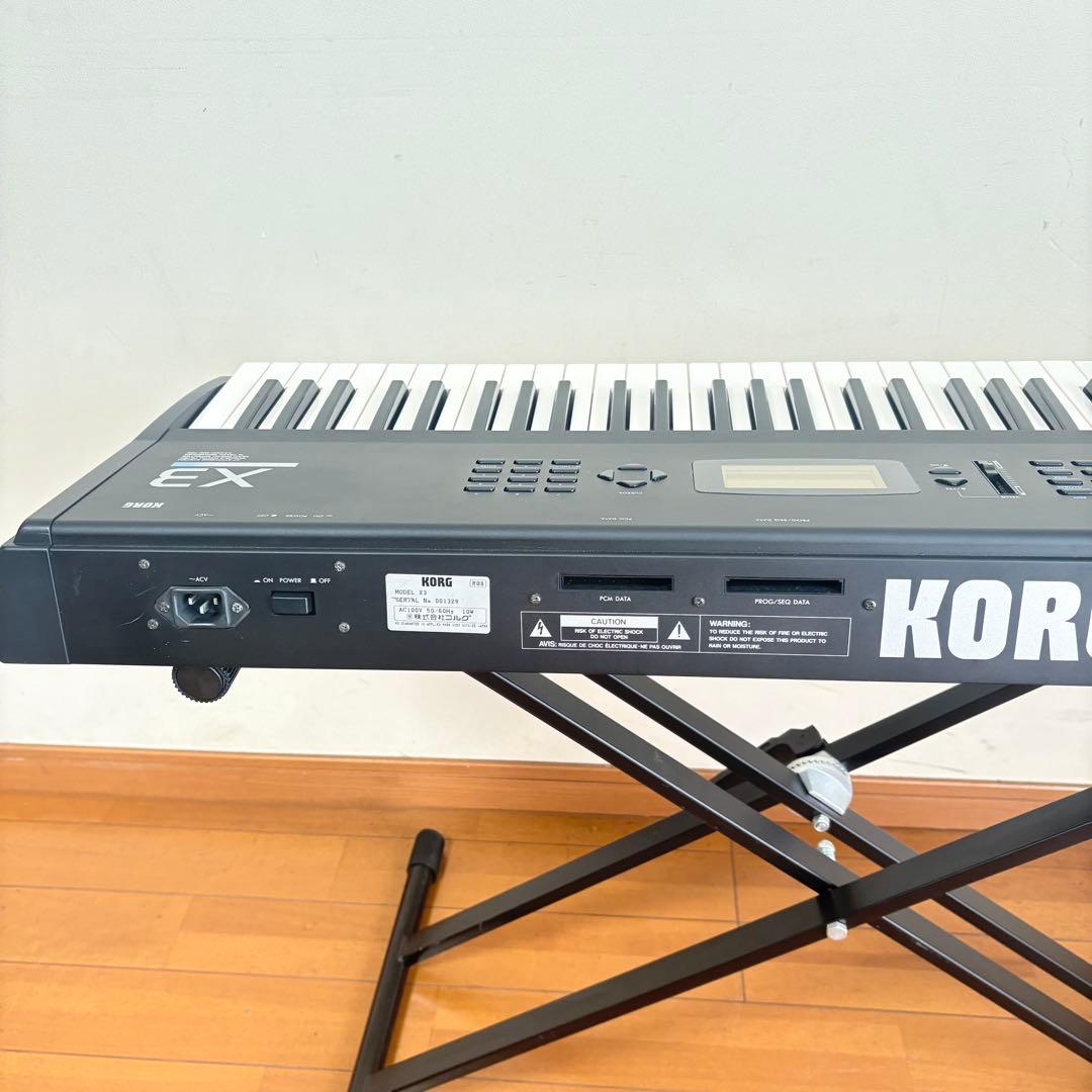 美品•音出し確認済み】KORGコルグ シンセサイザー ワークステーション