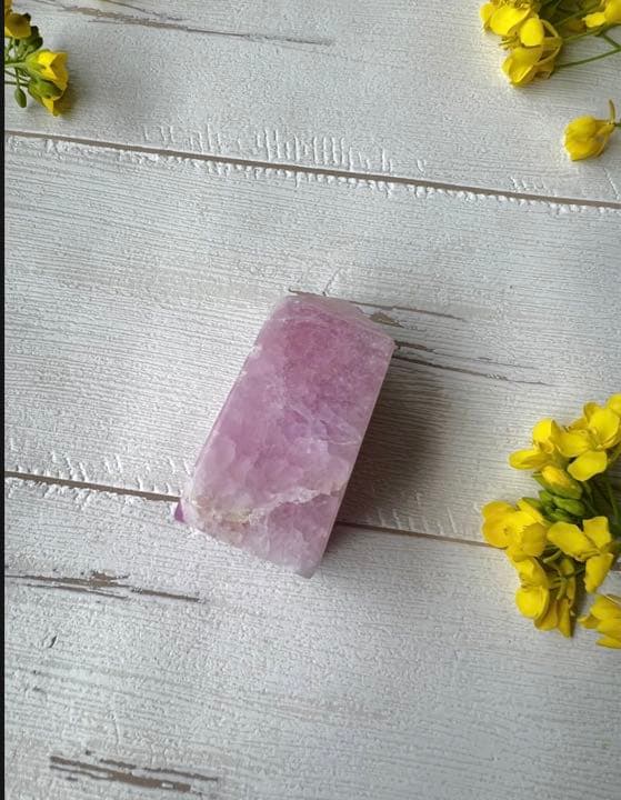 ピンクアラゴナイト　天然石　パワーストーン　希少　レア　美品　スピリチュアル