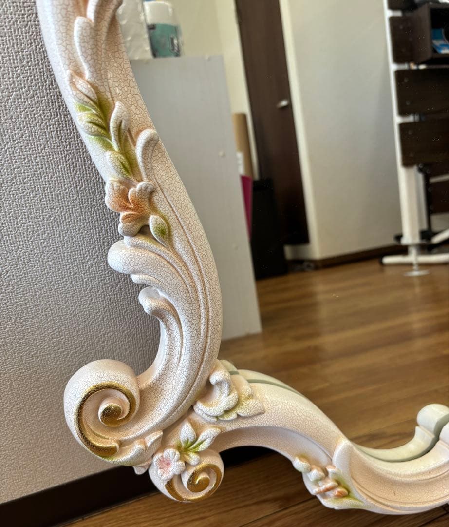 おもち【美品】アンティーク調 ミラー 壁掛け 洋風 シャビーシック