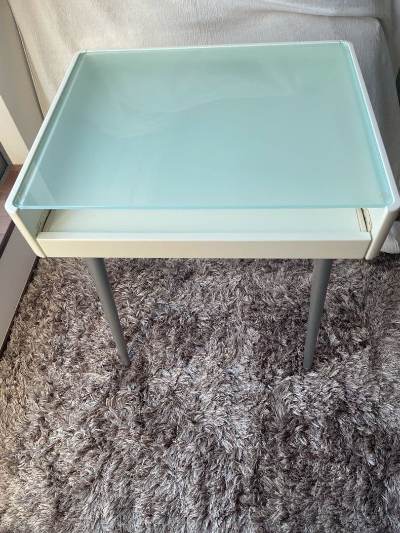 【美品】すりガラステーブル オシャレ PC台 スライド式引き出し