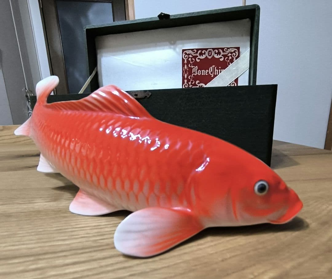 ノリタケ 鯉 置物 日本陶器会社 ボーンチャイナ ★共箱、説明カード付き！