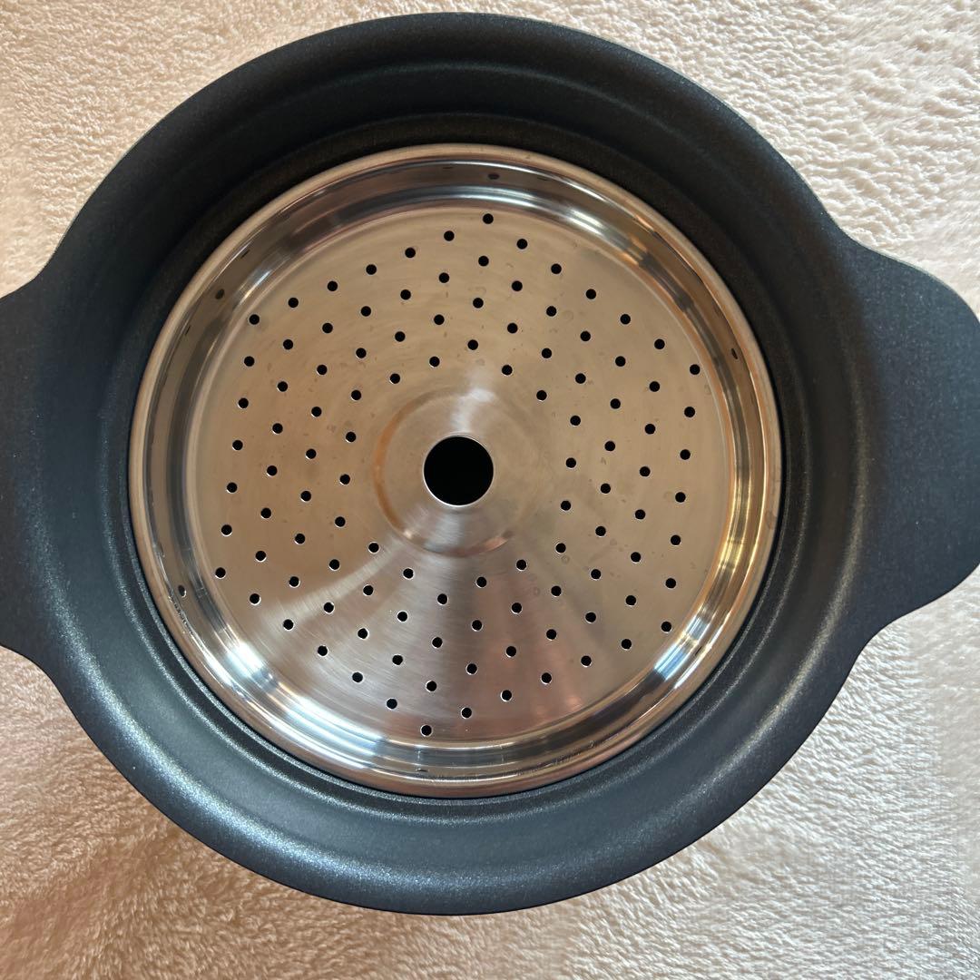 栗原はるみ　万能鍋　小　蒸し器付き