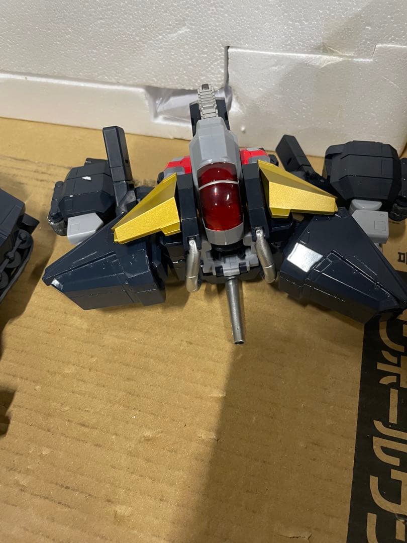 超合金魂 超獣機神ダンクーガ GX-13R ダンクーガ 破損品