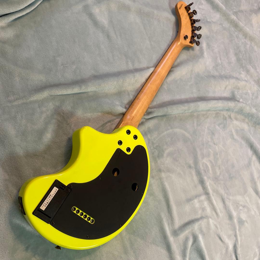 ZO-3 テルミン仕様（アンプ内蔵エレキギター）フェルナンデス - メルカリ