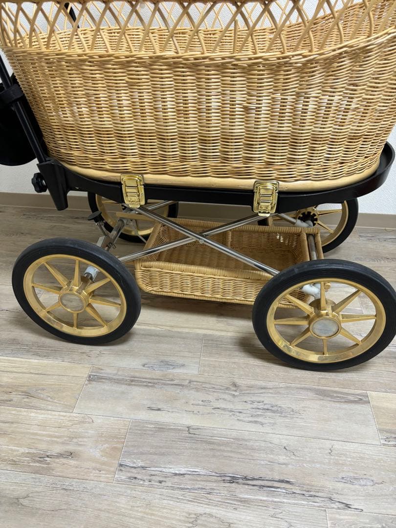 プスプス　東京乳母車