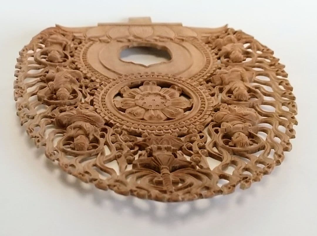 光背(2.5寸坐像用)#433 透し彫 奏楽飛天 宝塔 ◆白檀 木彫 仏像付属品