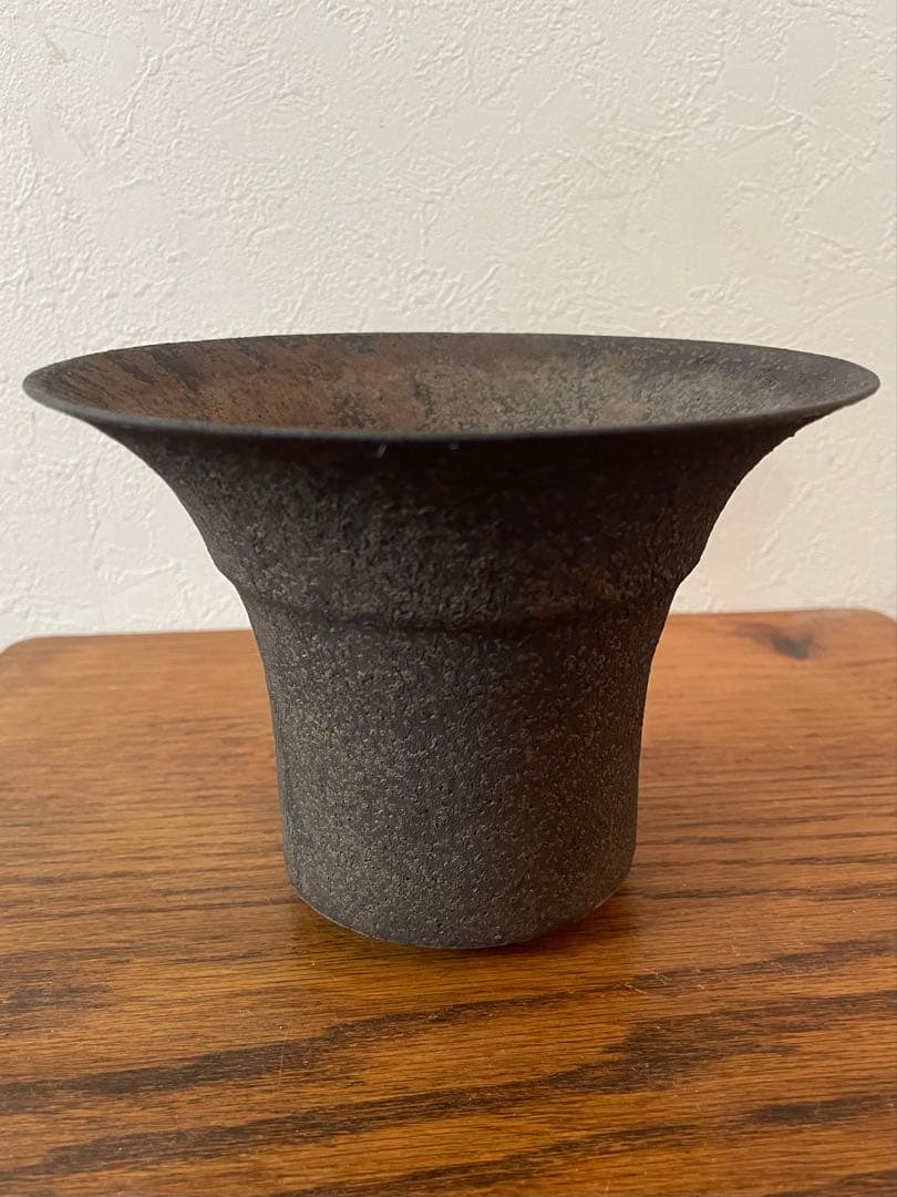 新品未使用 冨部咲喜子 シリンダー 陶器鉢 たわみ鉢 y鉢