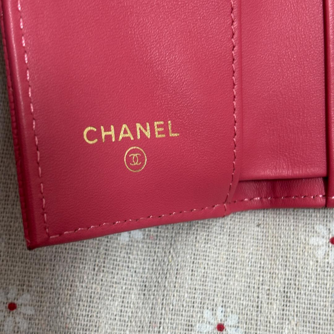 CHANEL三つ折り財布 ピンク