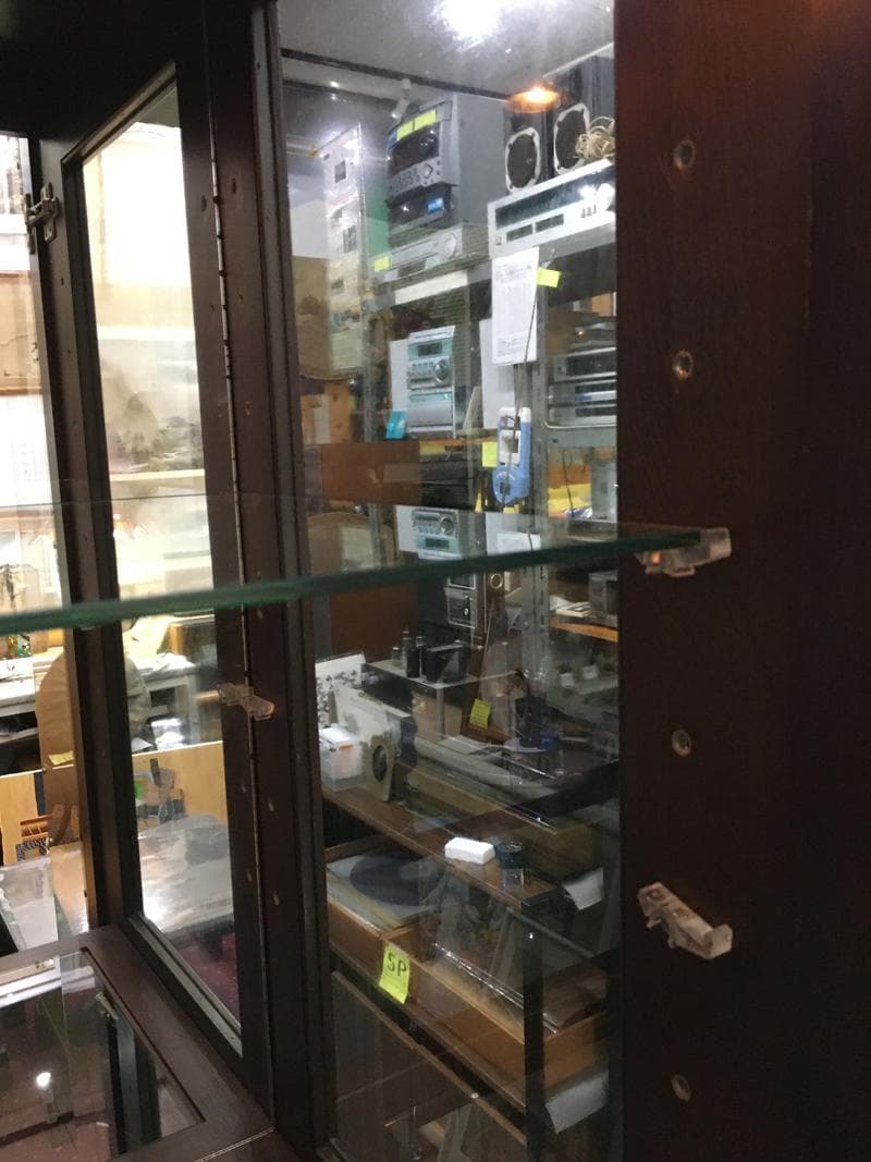 ★美品！　高級ミラーガラスキャビネット　4段タナ　180 X 80 cm