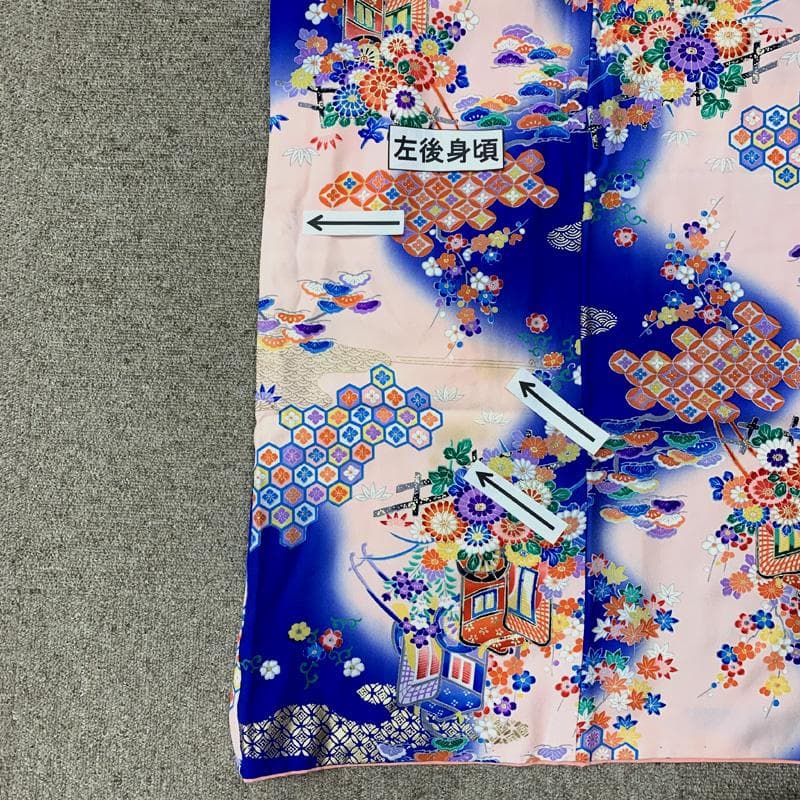 503ag69□七五三 七歳 女児 着物&袋帯&長襦袢 金彩 御所車□状態良好