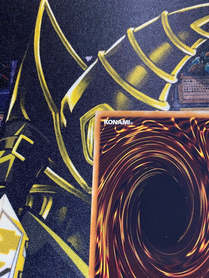 M*様 遊戯王　ブラックフェザードラゴン　旧レリーフ