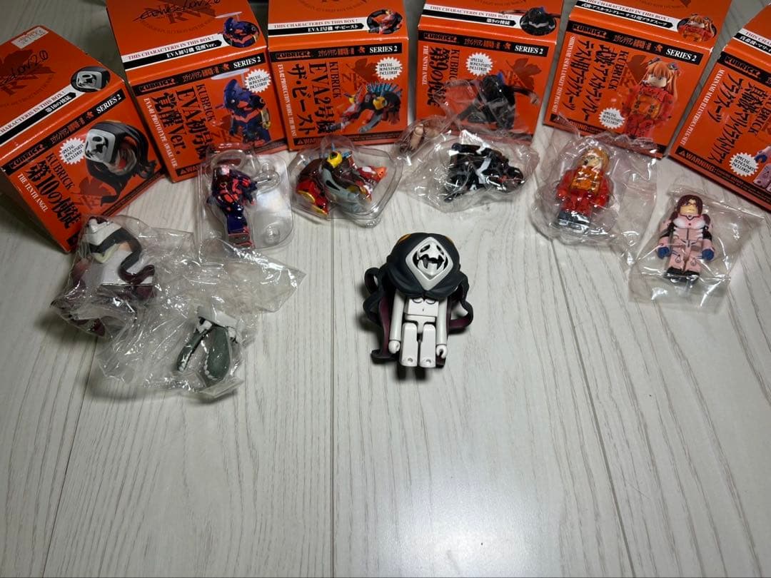 期間限定値下げ 希少 エヴァンゲリオン キューブリックセット