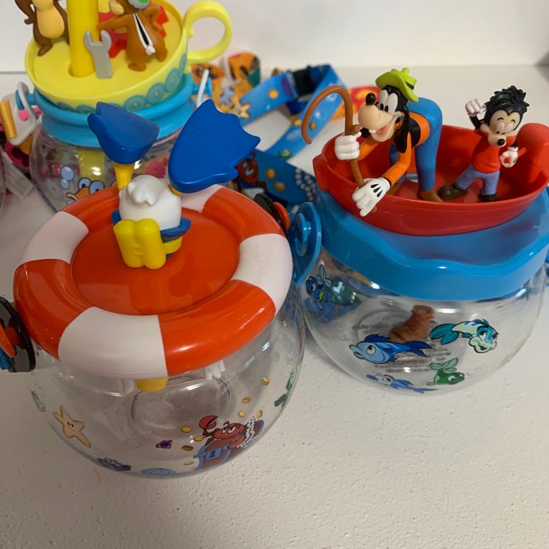 海外ディズニー Toontown ドリンクホルダー