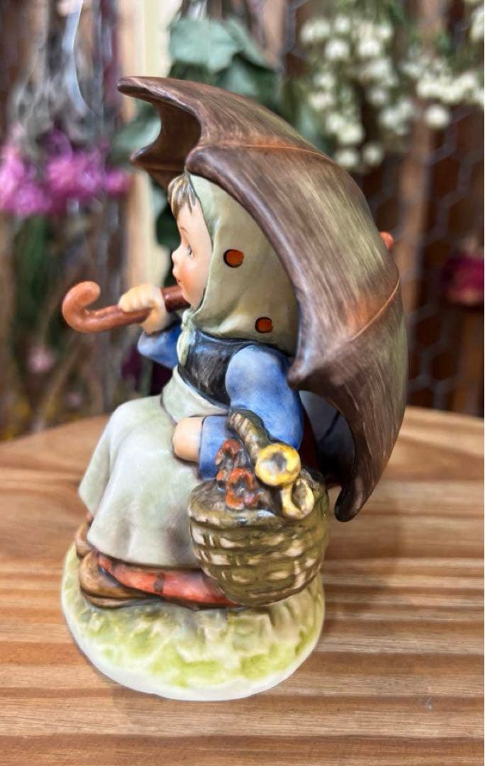 ★フンメル人形 【Hummel】ゲーベル社【Goebel】★10.3㎝★