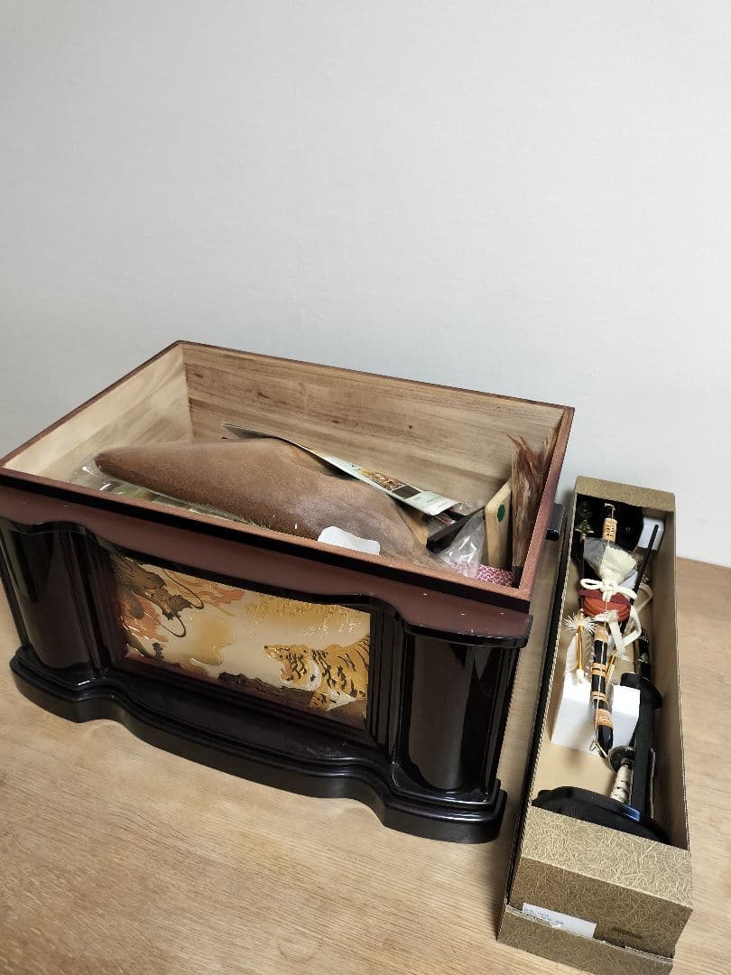 【海外】日本の伝統文化豪華な五月人形 武将の兜と鎧