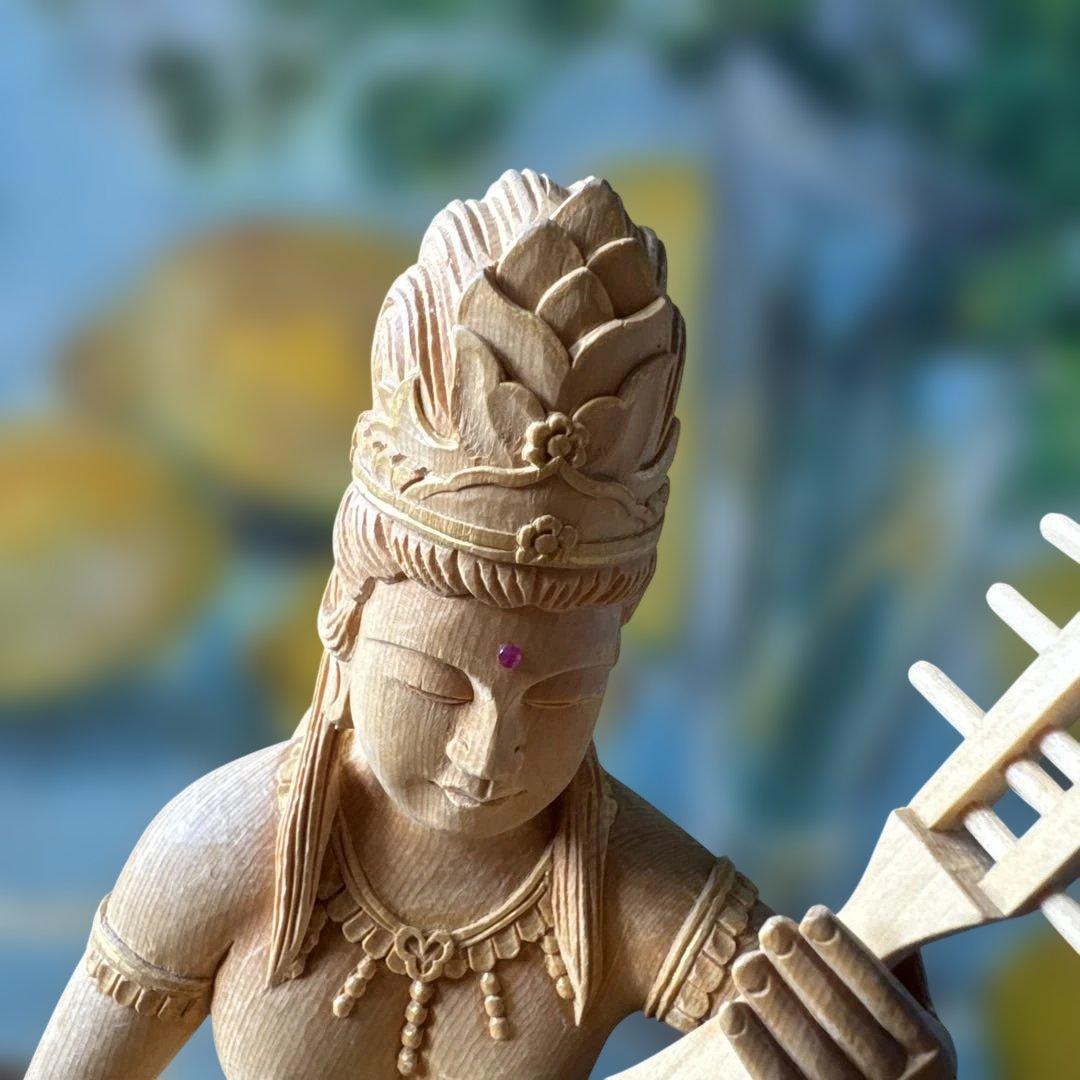 金運招来　木曽檜材　細密手彫り　裸弁財天