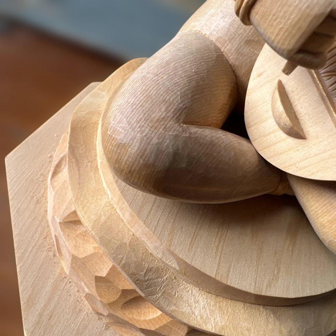 金運招来　木曽檜材　細密手彫り　裸弁財天