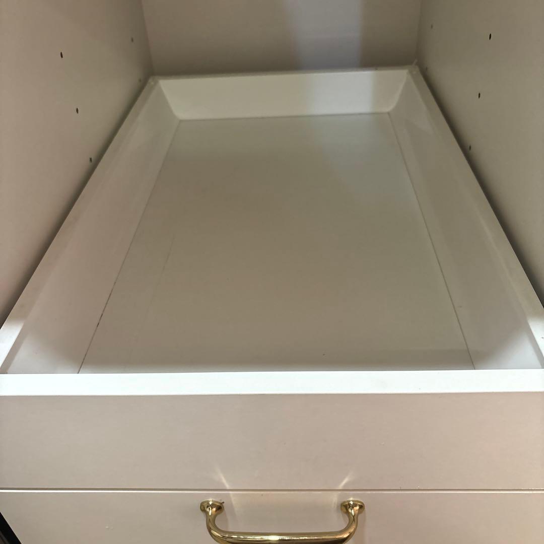 IKEA キッチン　棚　カップボード