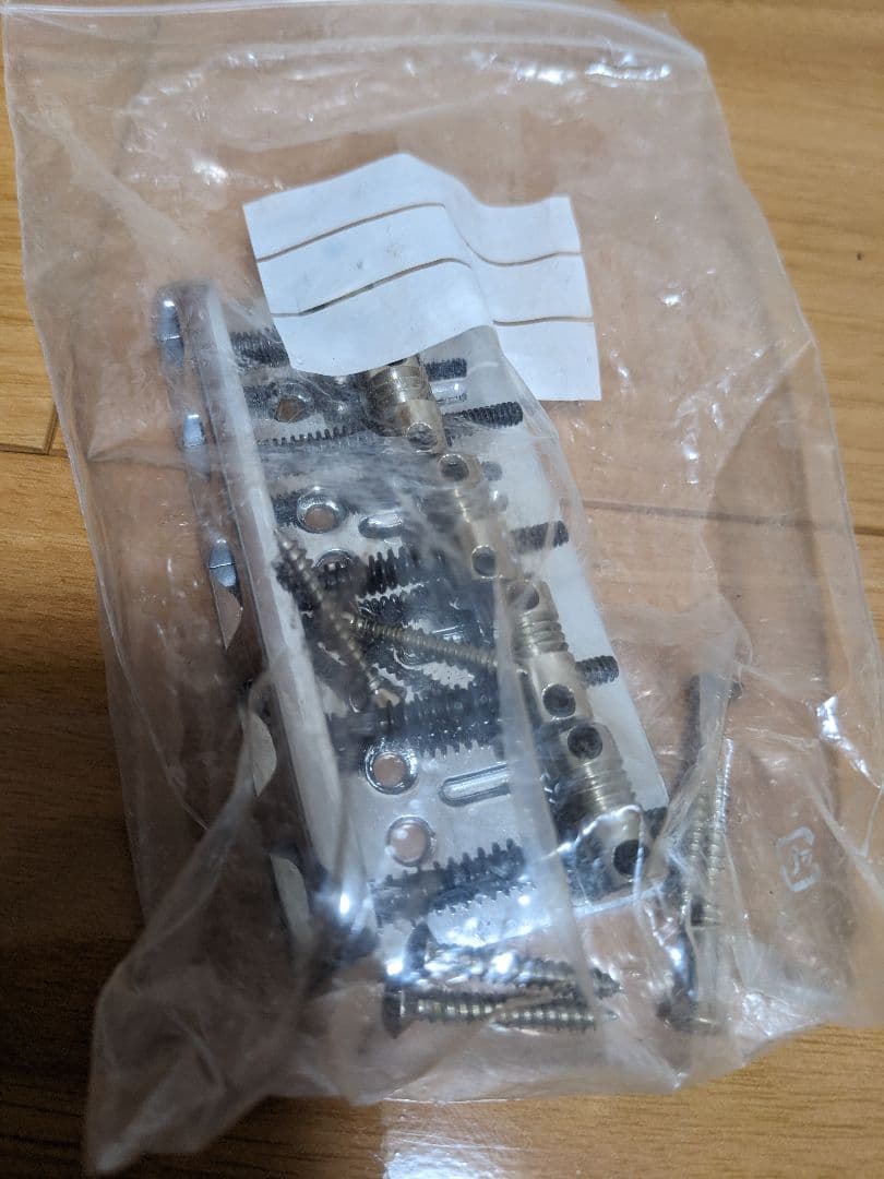 ベース Fender American Deluxe V Kazuki Arai MOD