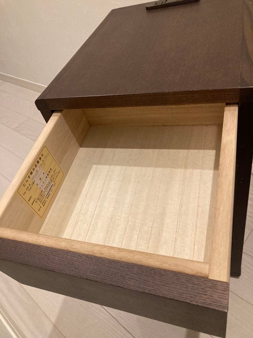 ダークブラウン 木製 ナイトスタンド 引き出し付き