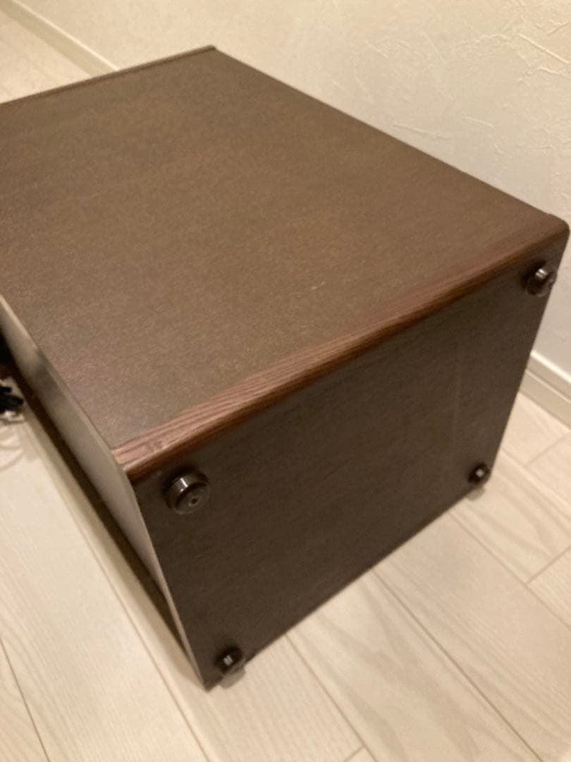 ダークブラウン 木製 ナイトスタンド 引き出し付き