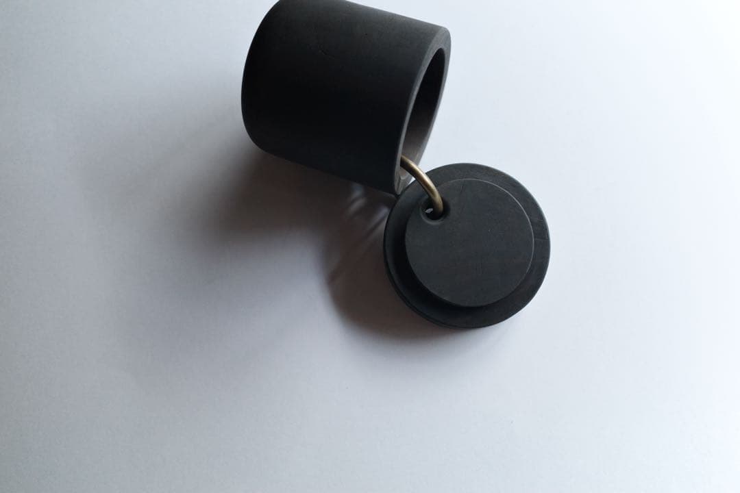 内山玲　入れ物