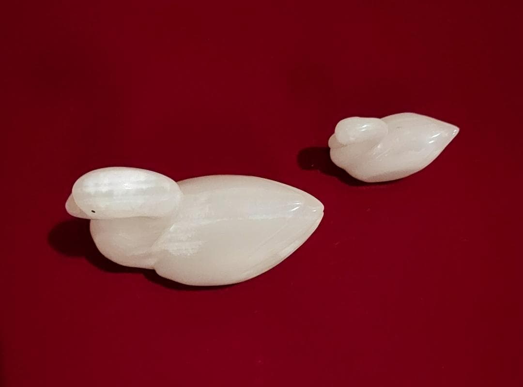 白鳥の親子　（スワン、天然石）