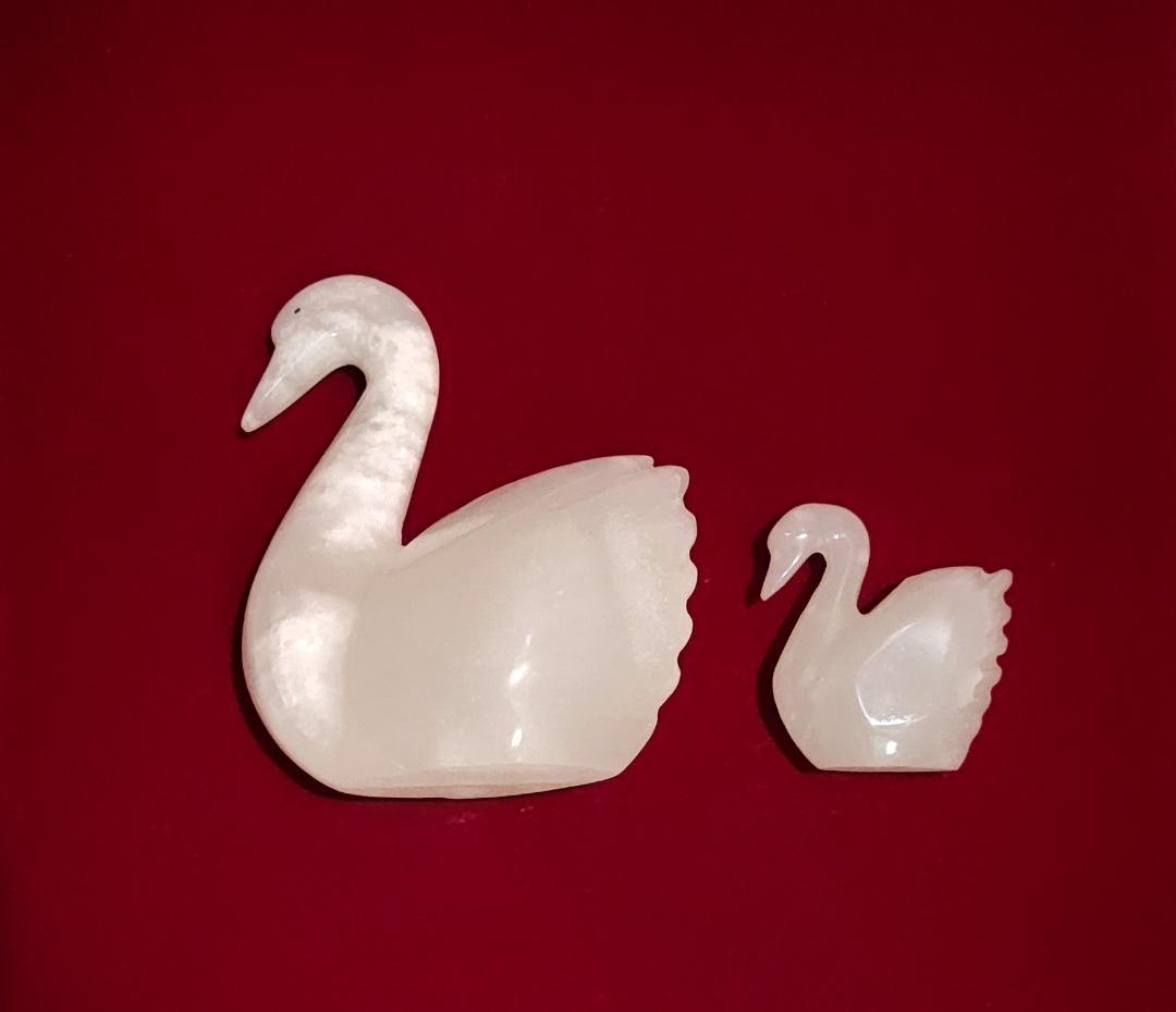 白鳥の親子　（スワン、天然石）