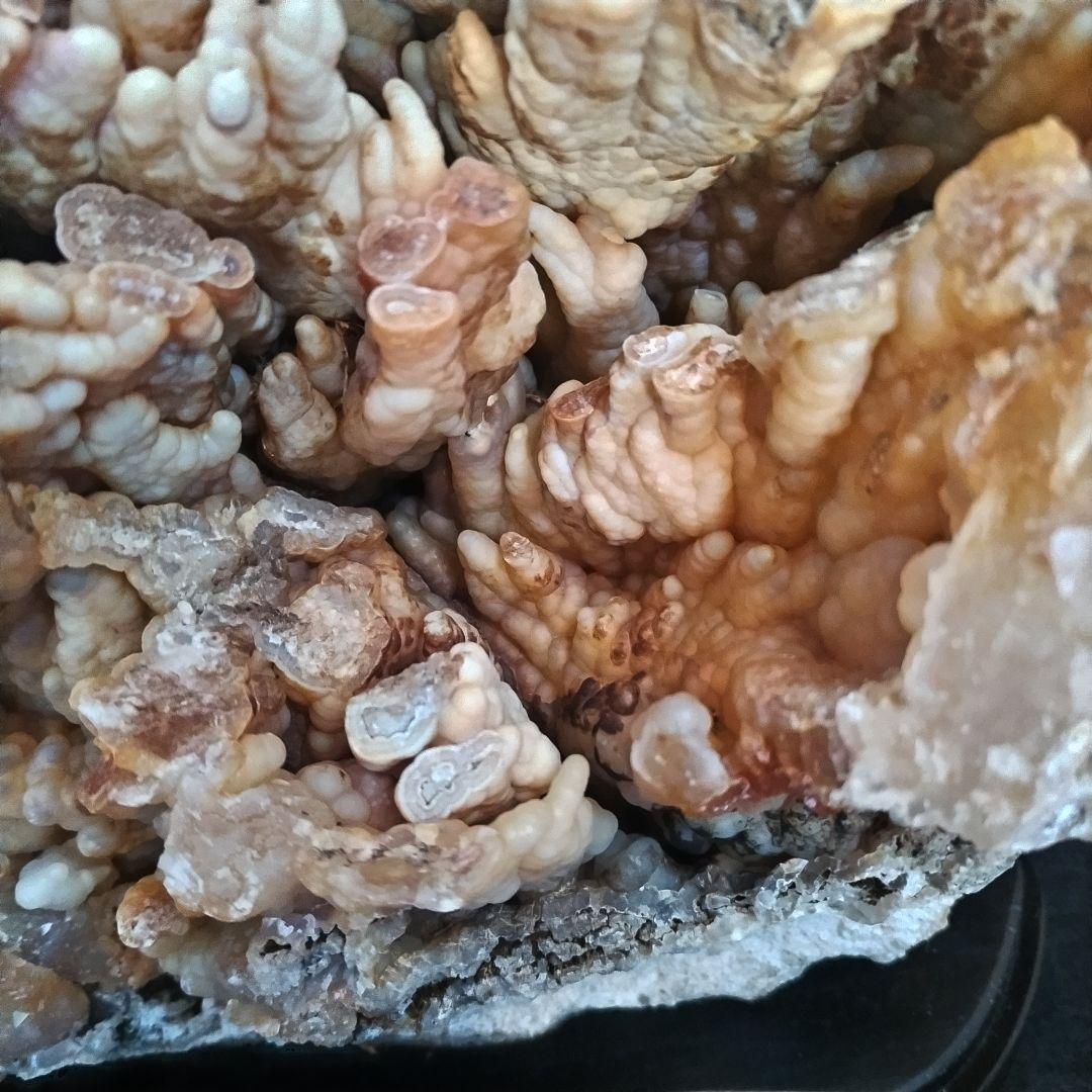 大迫力！枝幸瑪瑙 めのう メノウ（北海道枝幸産）28,4kg 水石 鑑賞石