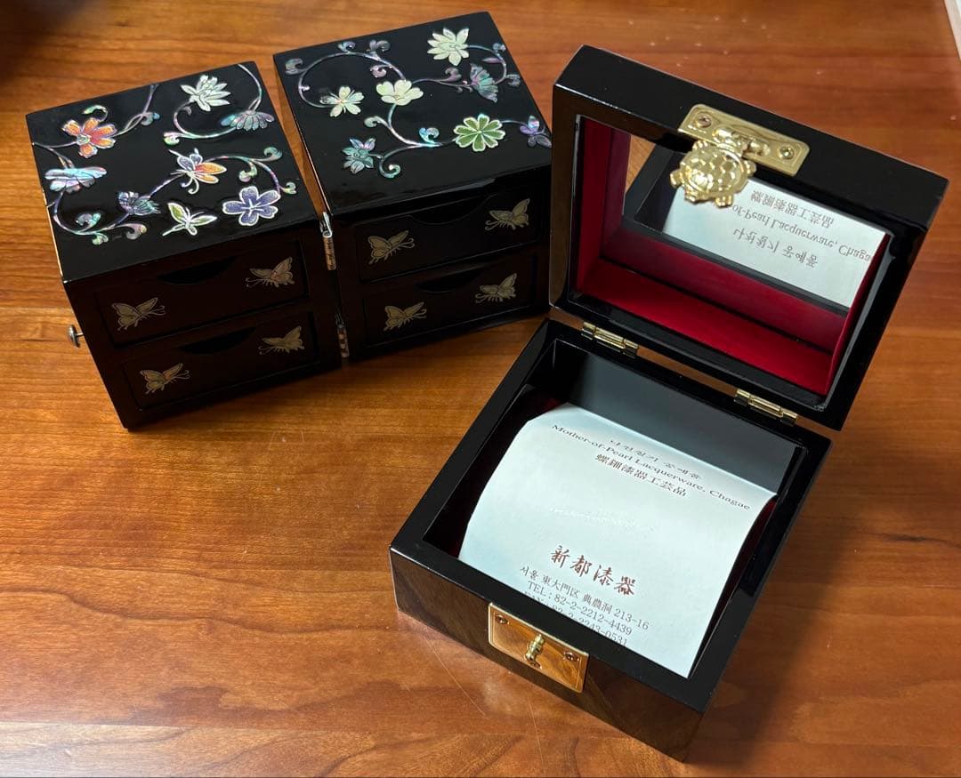 【新品】韓国工芸品　螺鈿細工　小物入れ