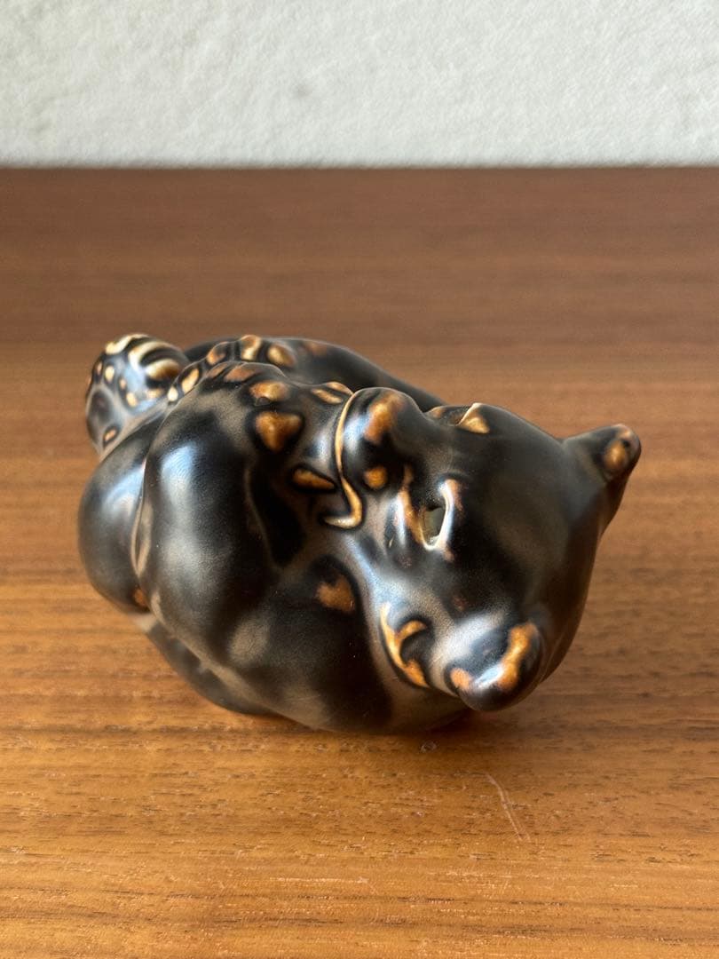 希少 1940年代 ロイヤルコペンハーゲン 足を舐める子クマ クヌード・キーン