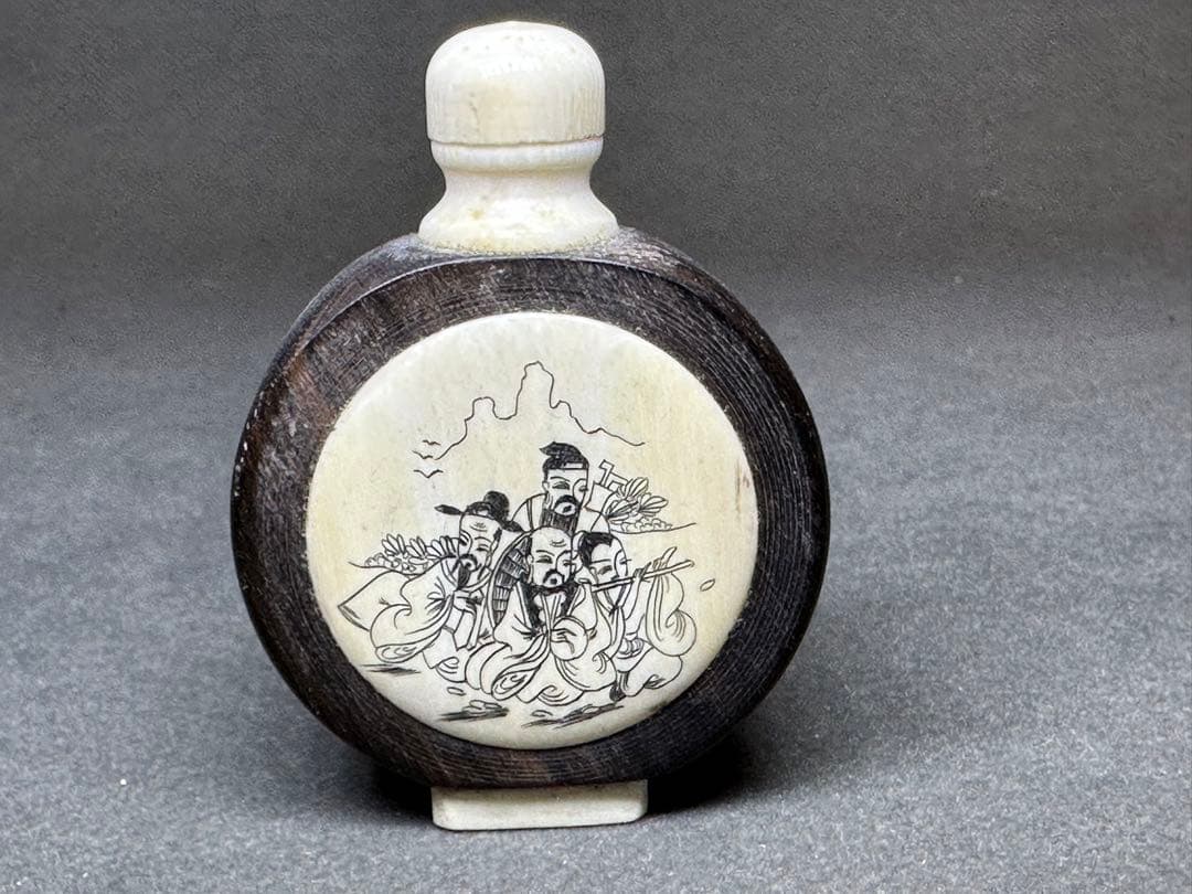 極上　置物　鼻烟壶　中国古美術　古美術品　細密細工　骨董　アンティーク　彫