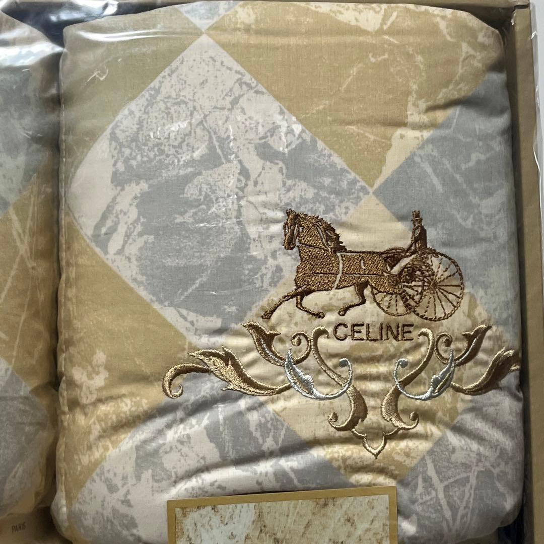 美品タグ付き　CELINE ラヴァン羊毛肌掛布団　2P 馬車ロゴ　希少デザイン