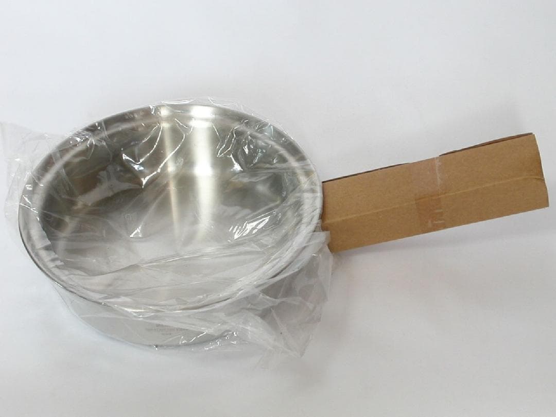 アムウェイ 中フライパン 現行未使用品 2008製 料理本とスクラブバッズ1個付