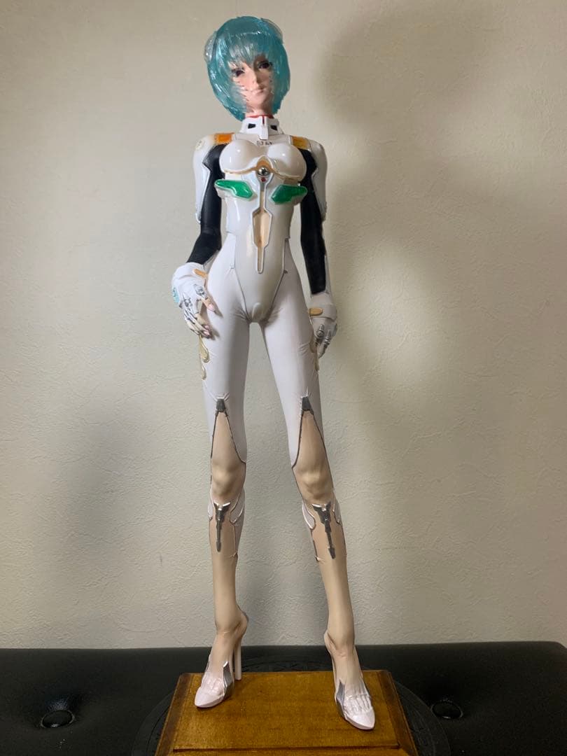 エヴァンゲリオンより綾波レイ ガレージキット完成品 荒木元太郎氏造形