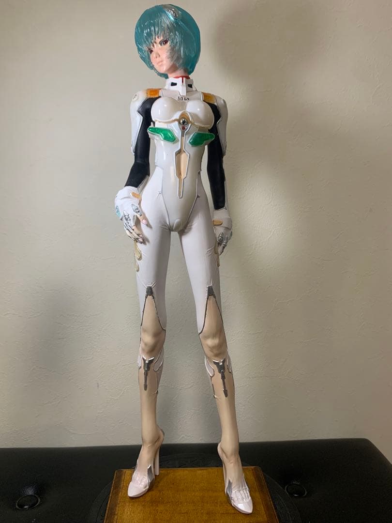 エヴァンゲリオンより綾波レイ ガレージキット完成品 荒木元太郎氏造形