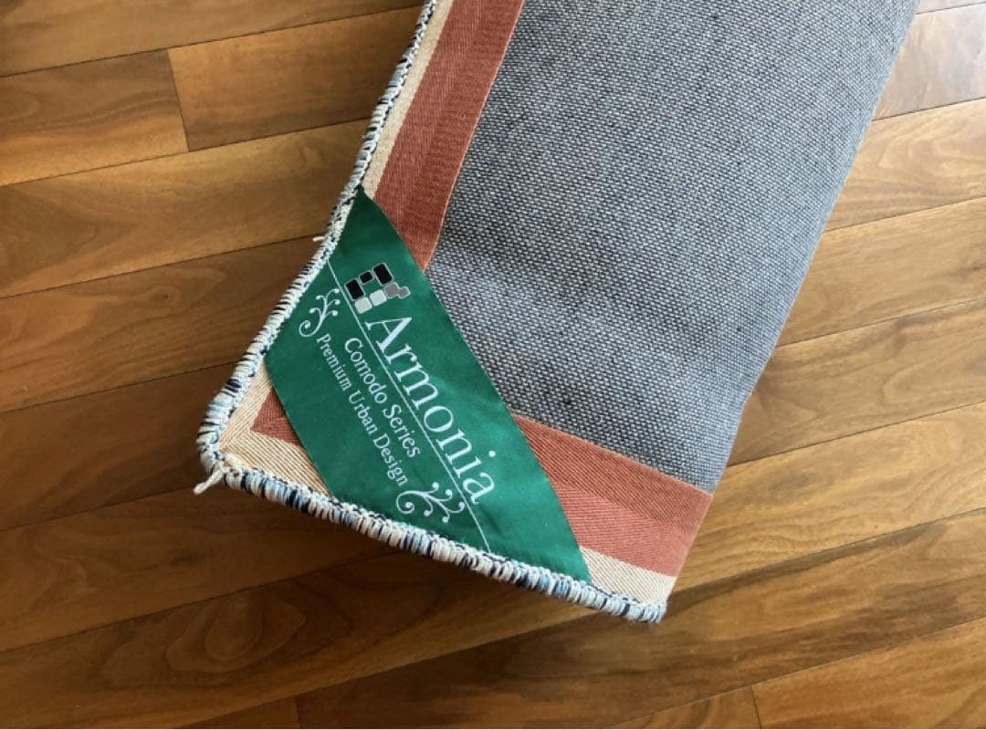 絨毯 カーペット　ラグマット シャギーラグ ホワイト　スカイブルー140x190